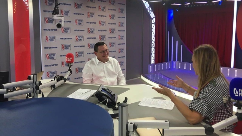 Ректор Университета в эфире «Русского радио»