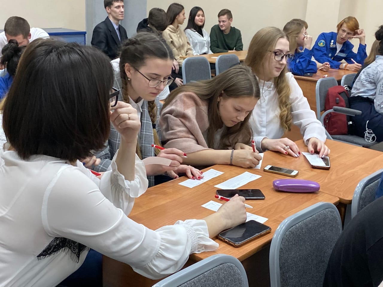 Интеллектуальная командная викторина КВИЗ прошла в Омске