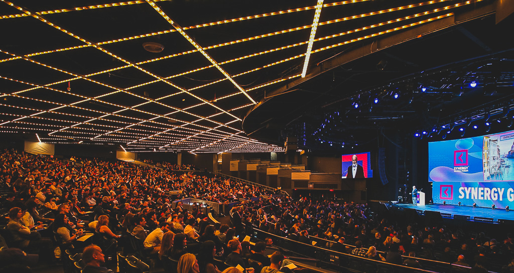 ТОП-10 луших видеороликов YouTube канала Университета «Синергия»